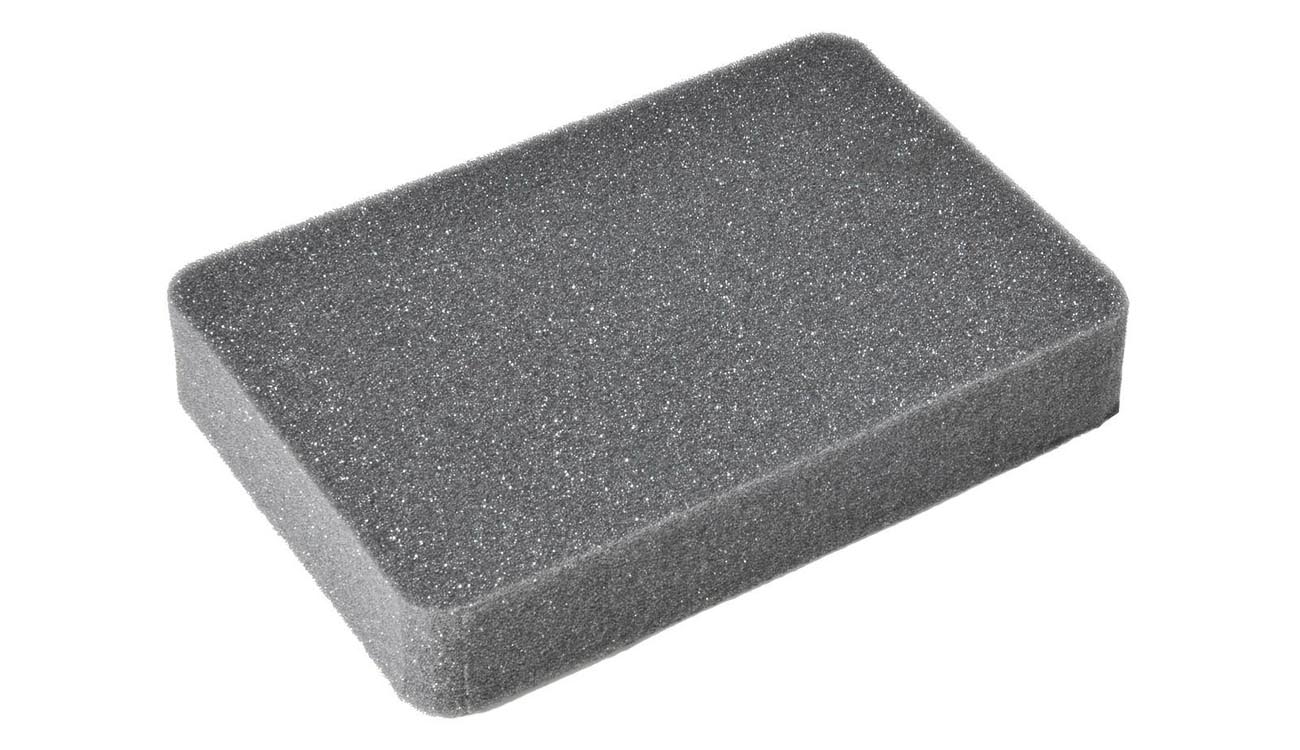16-PELICF1050